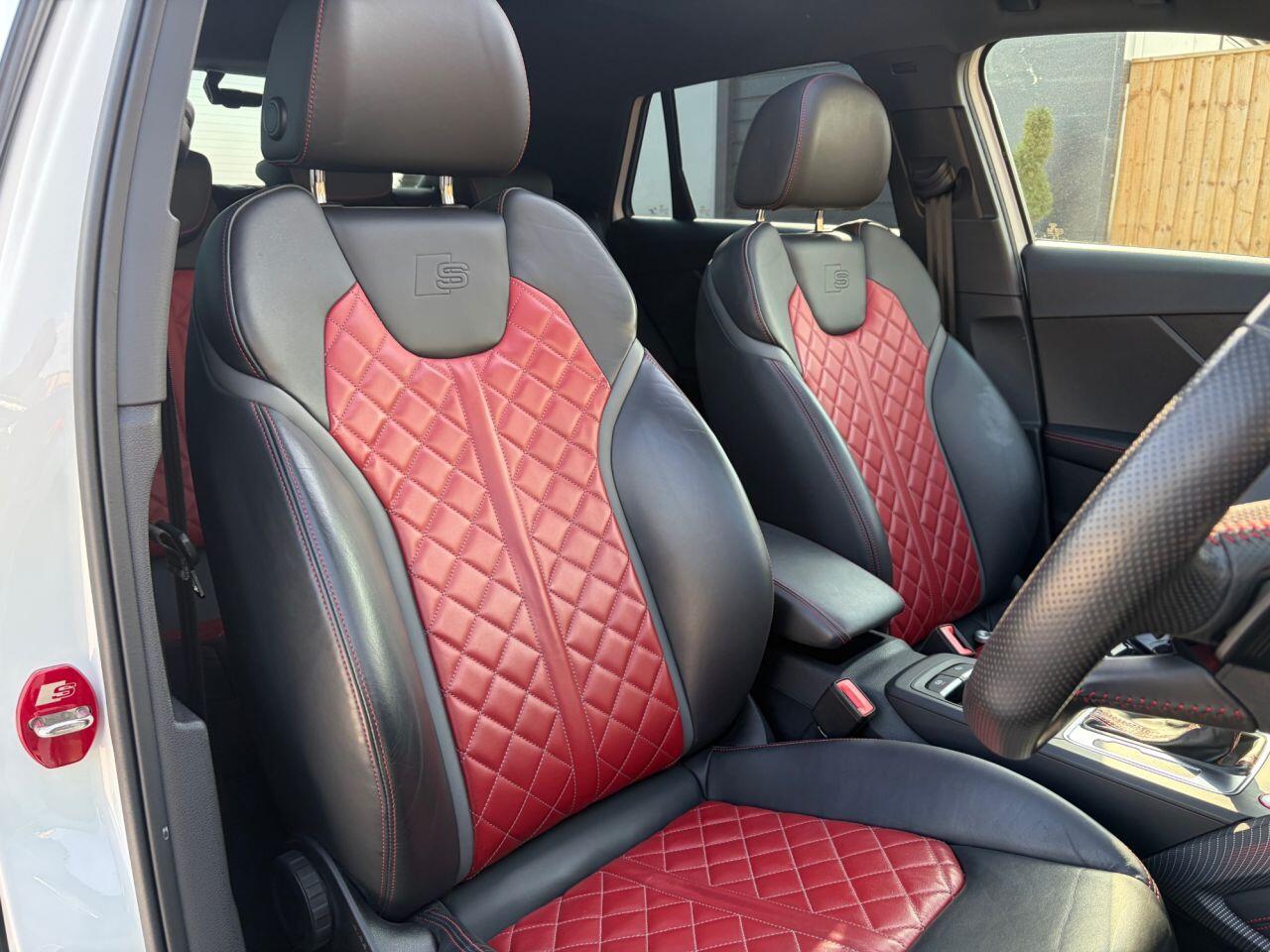Audi SQ2 view 19