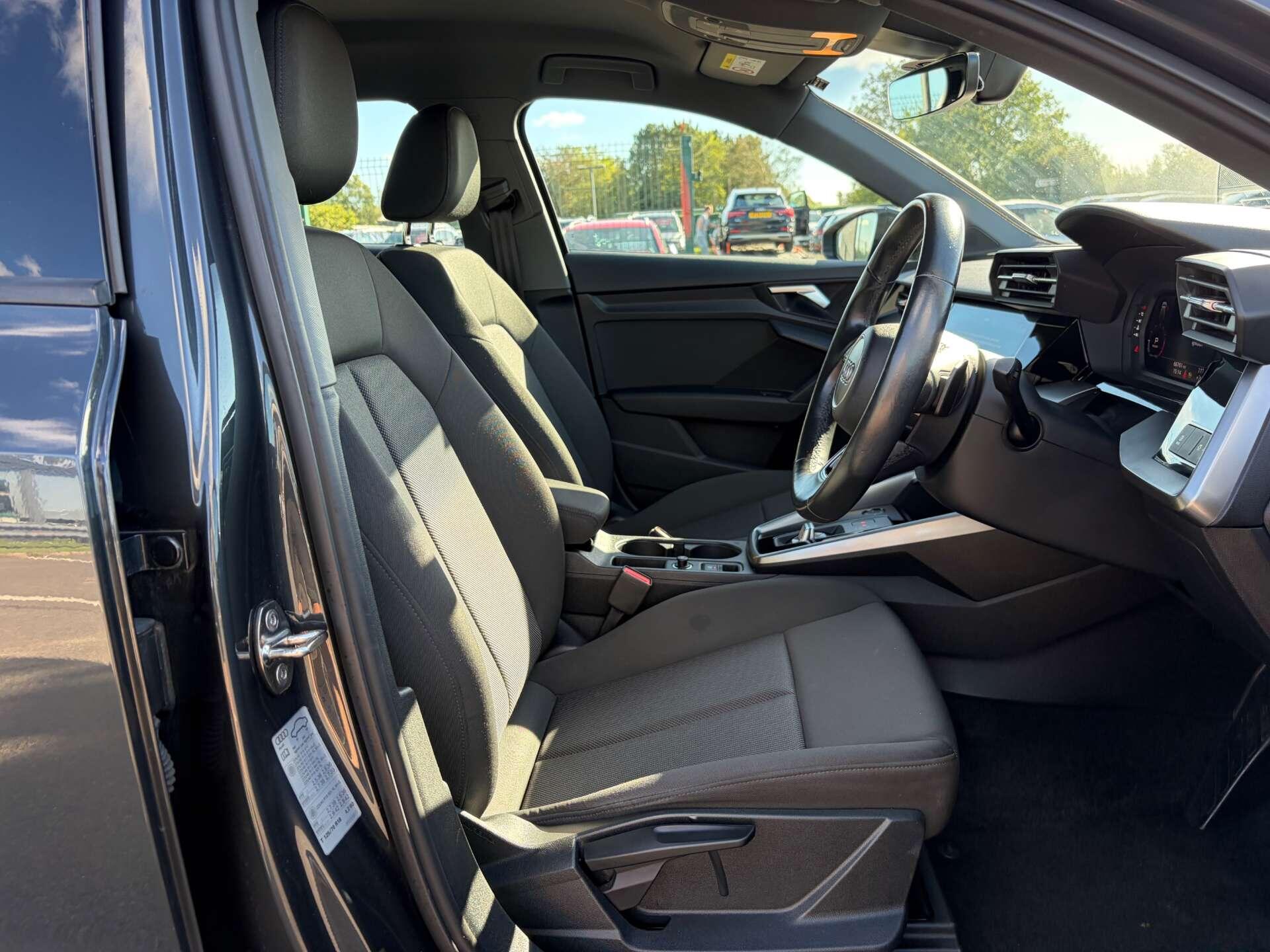 Audi A3 view 35