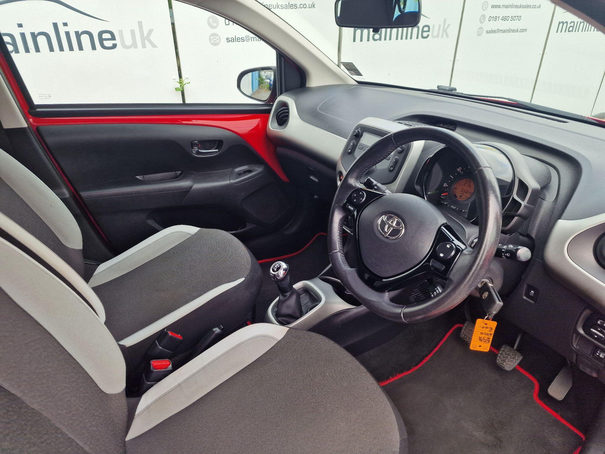 Toyota Aygo view 25