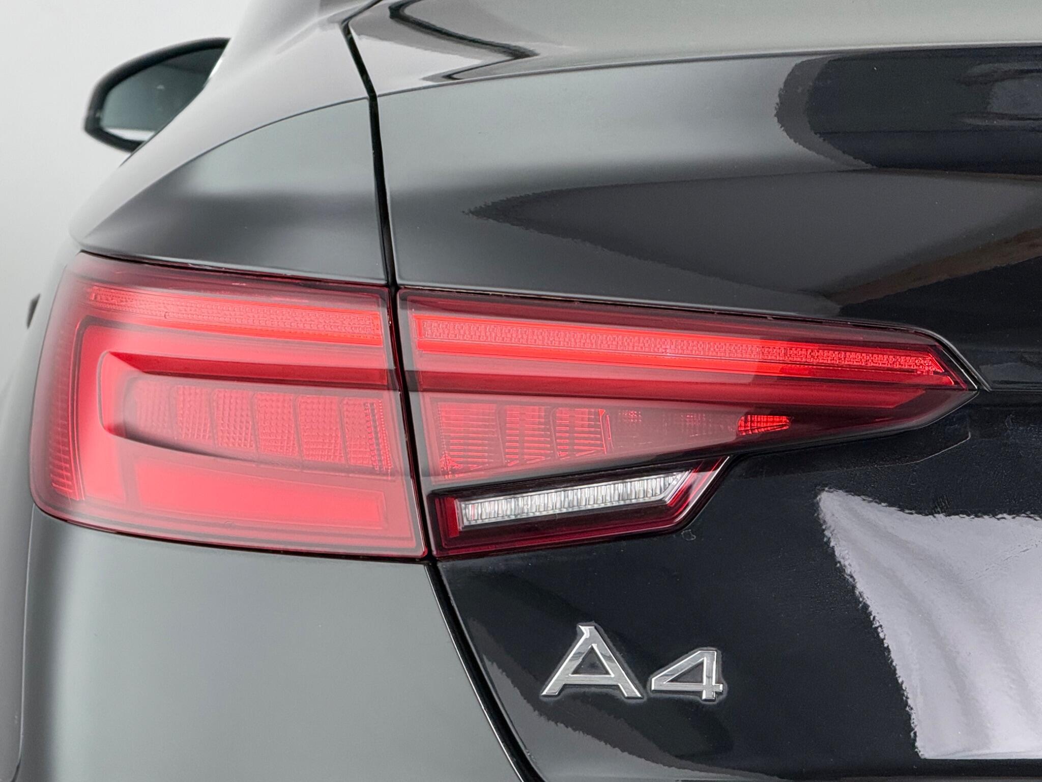 Audi A4 view 6