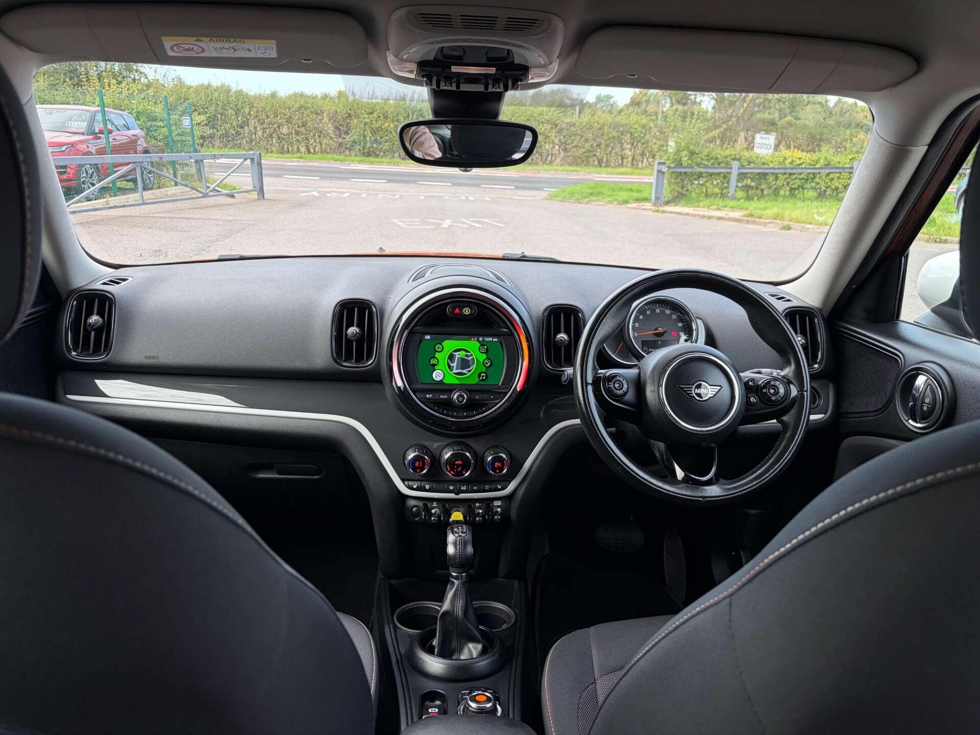 Mini Countryman view 34