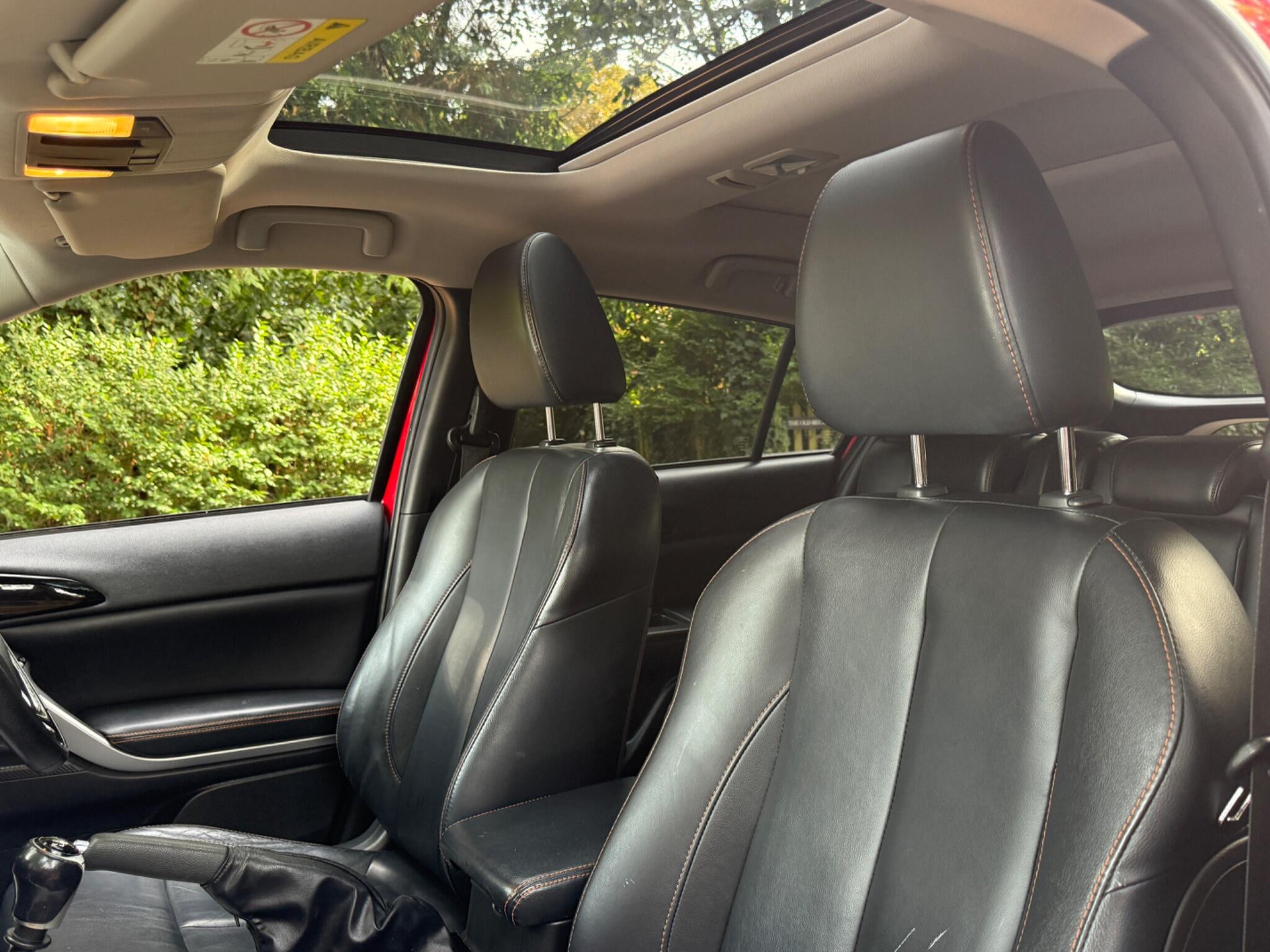 Mitsubishi Eclipse Cross - Image 35