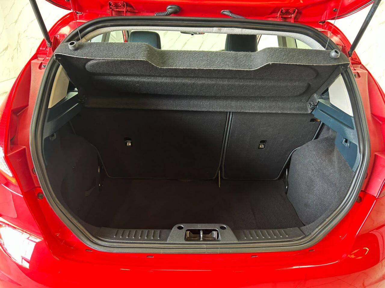 Ford Fiesta view 22