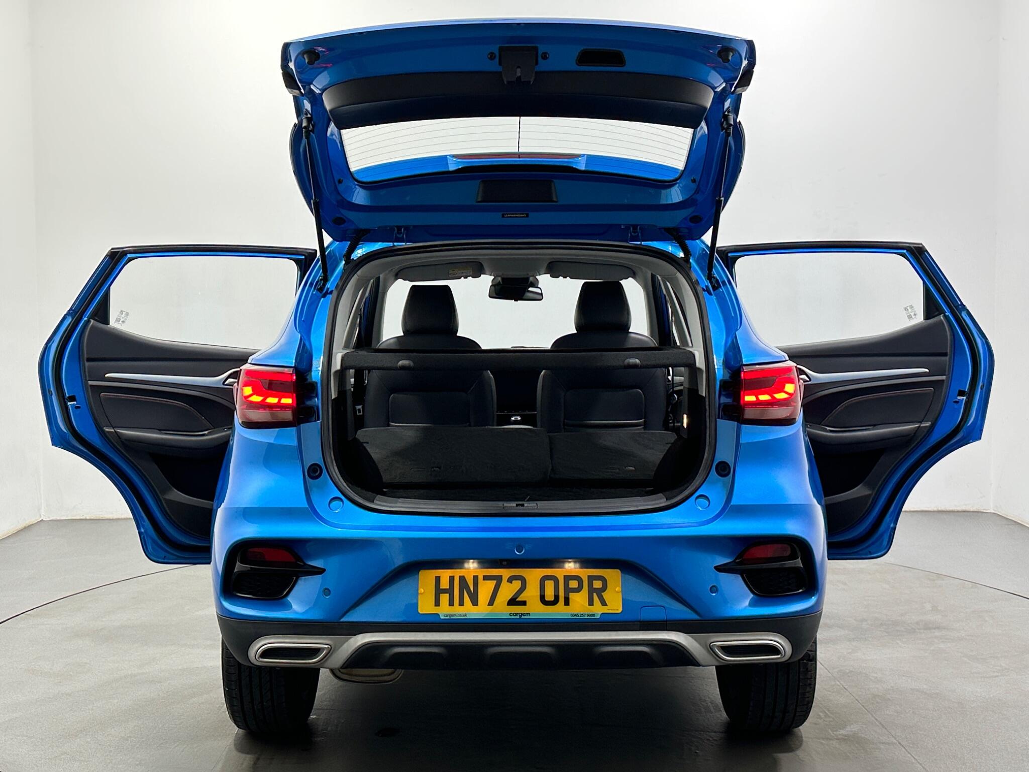 MG ZS view 44