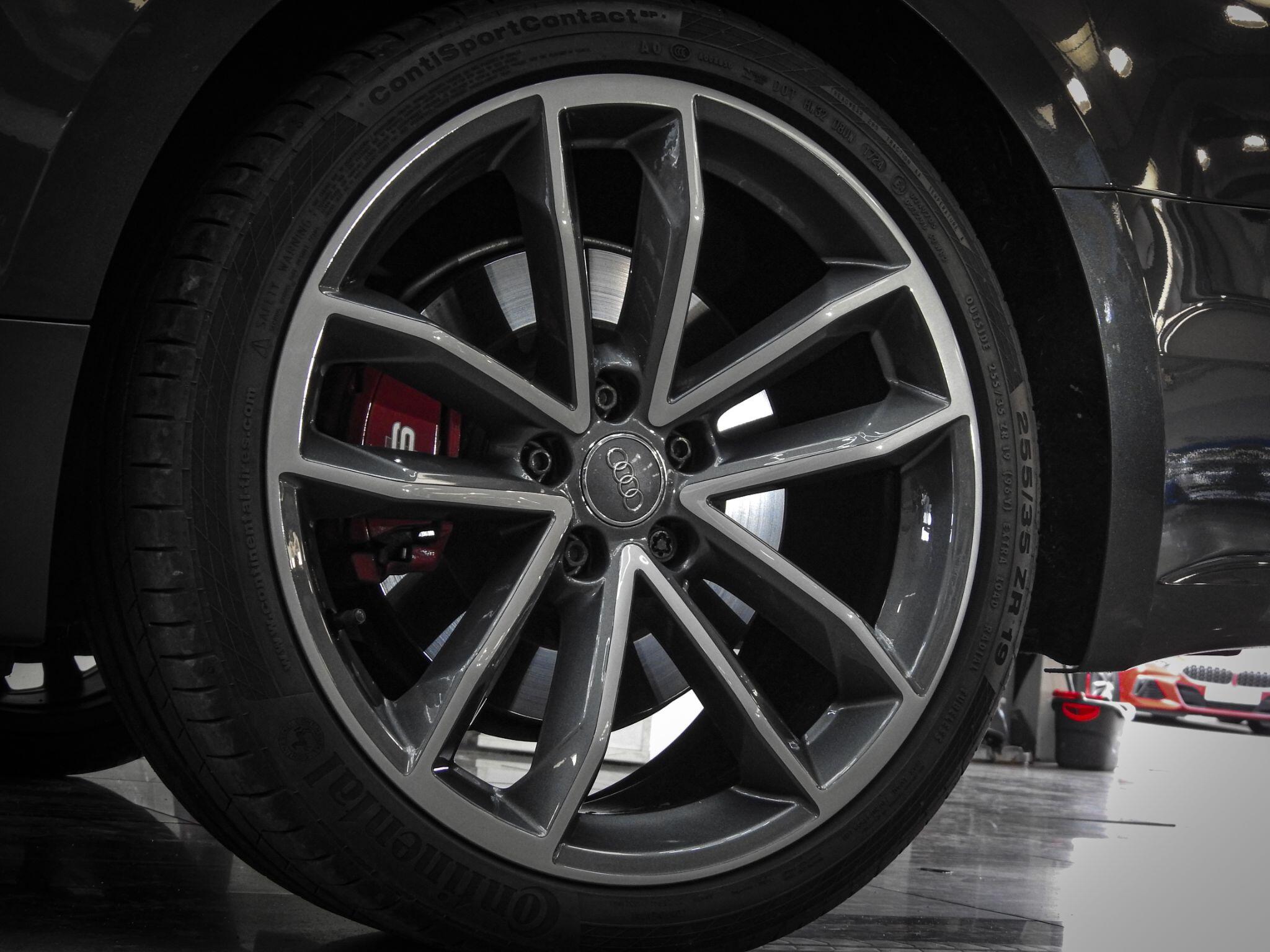 Audi S5 view 21