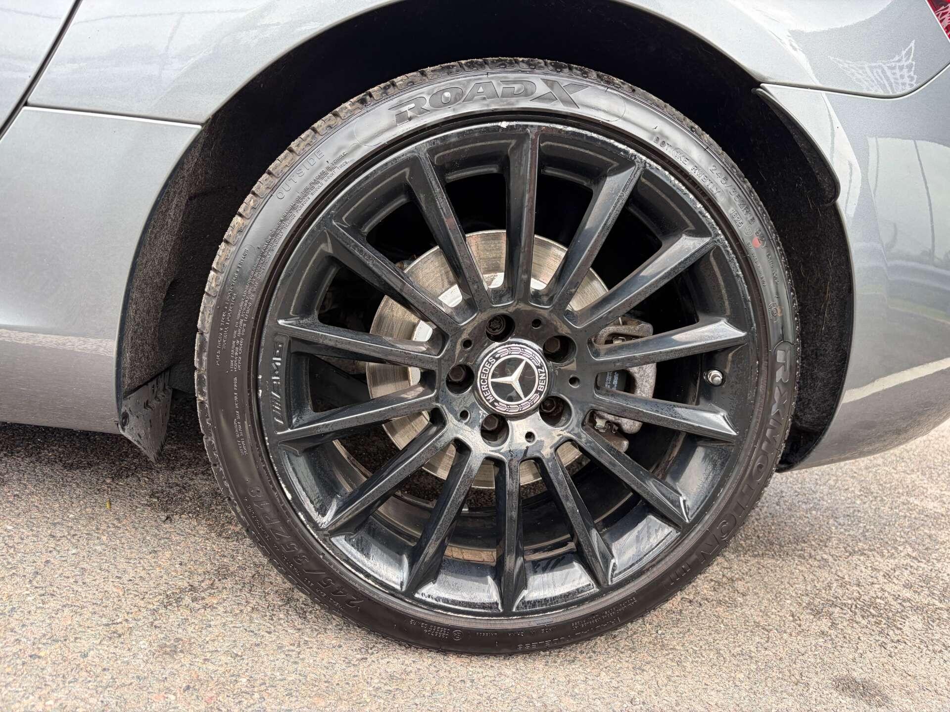 Mercedes-Benz SLC view 12