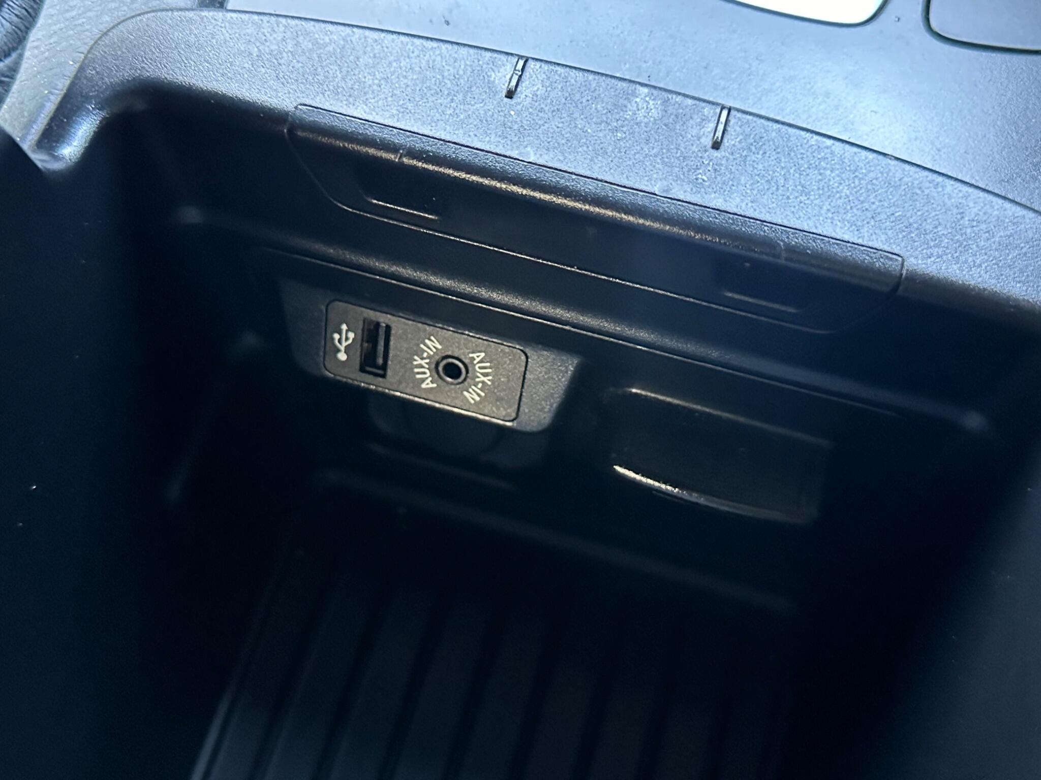 BMW X6 view 66