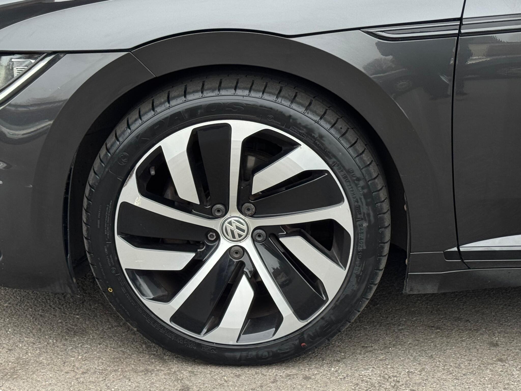 Volkswagen Arteon view 39