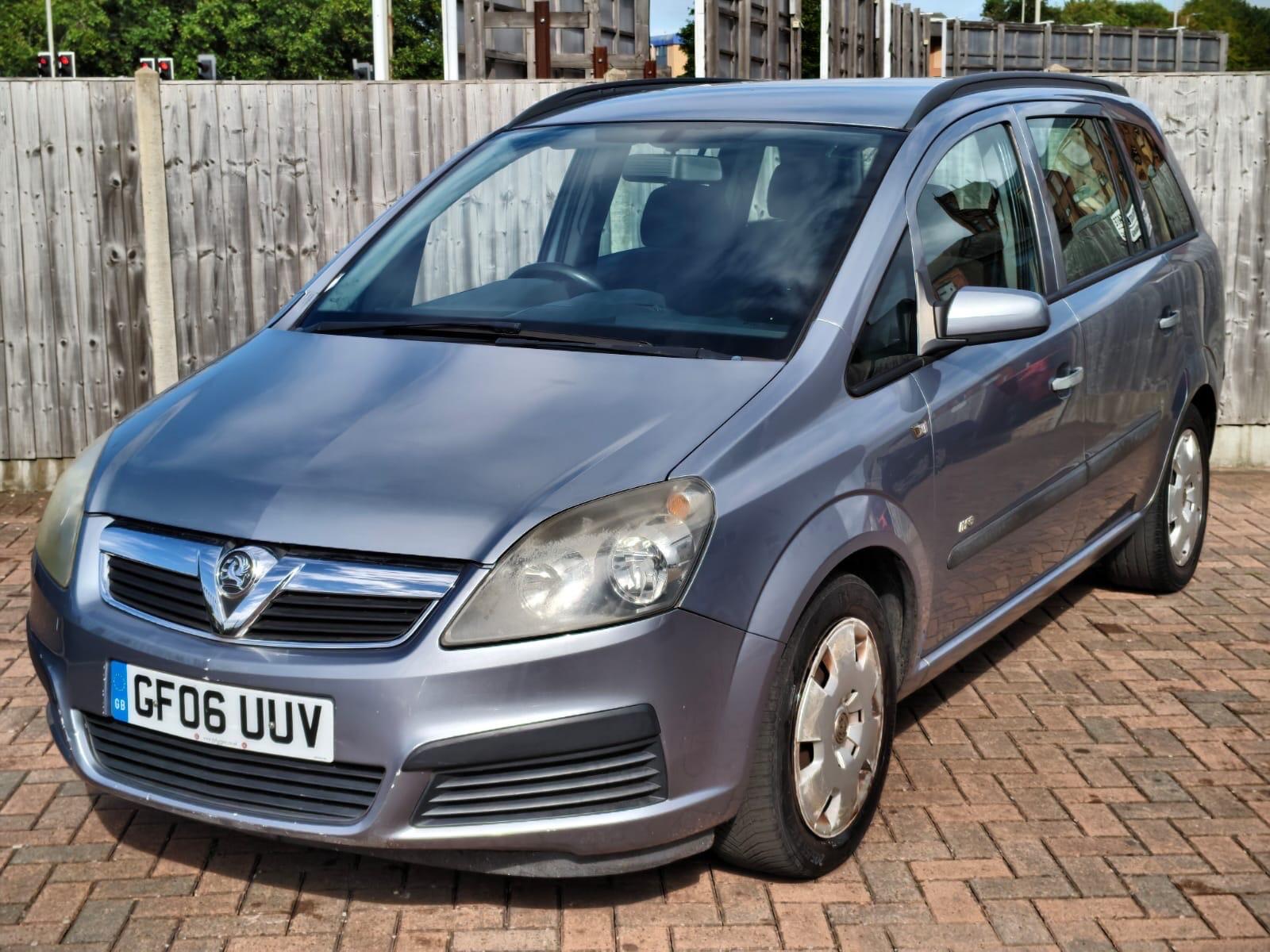 Vauxhall Zafira view 10