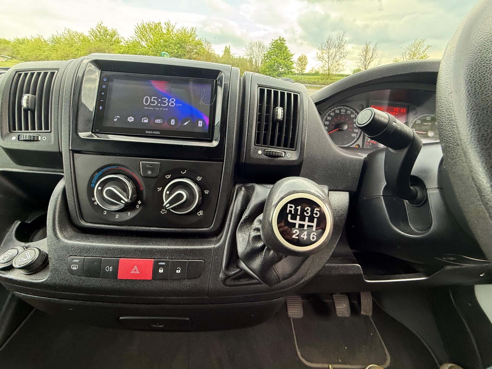 Citroen Relay 2.2 HDi 35 Enterprise L3 H2 4dr — photo 61 of 134