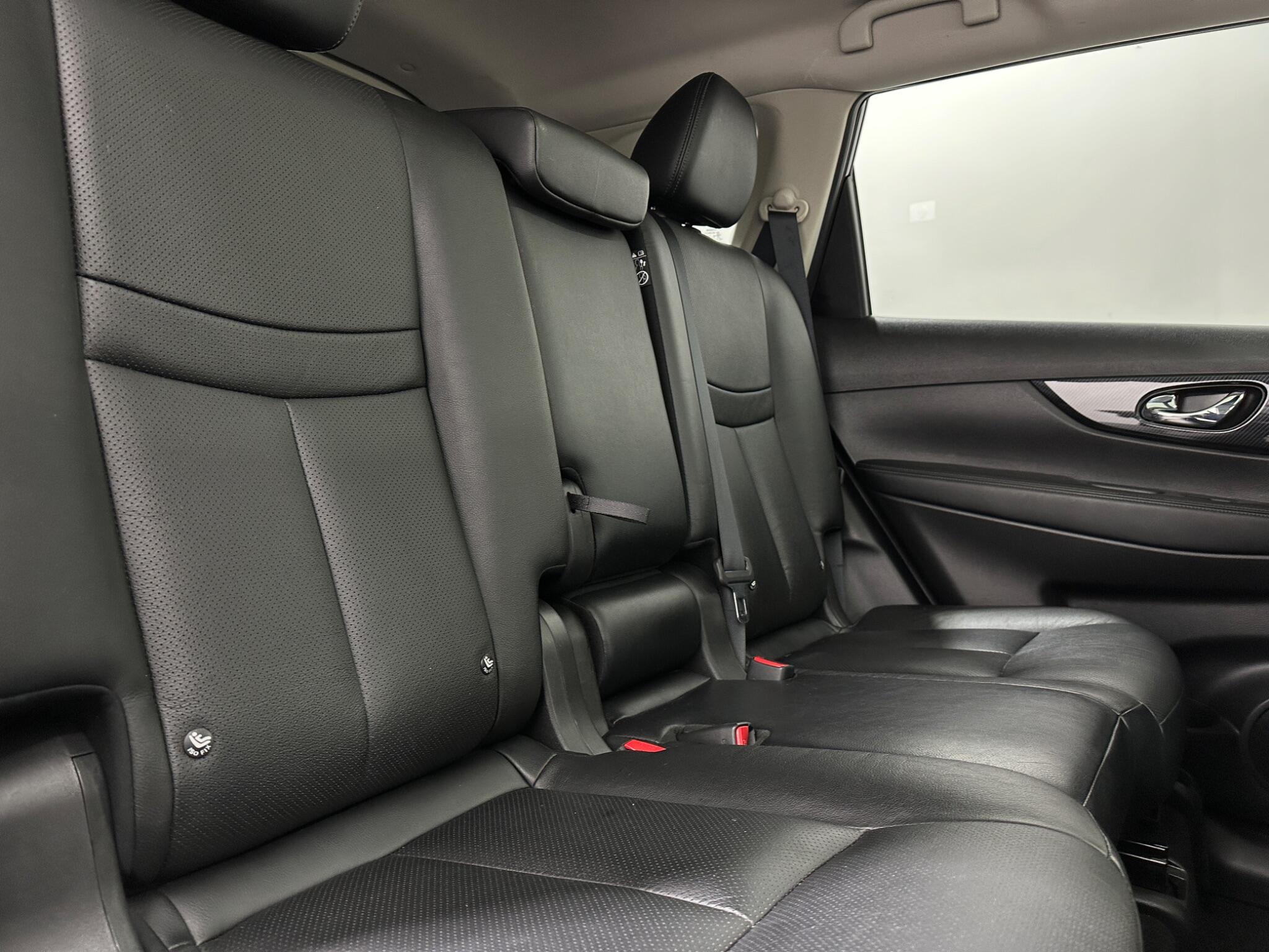Nissan X-Trail view 42