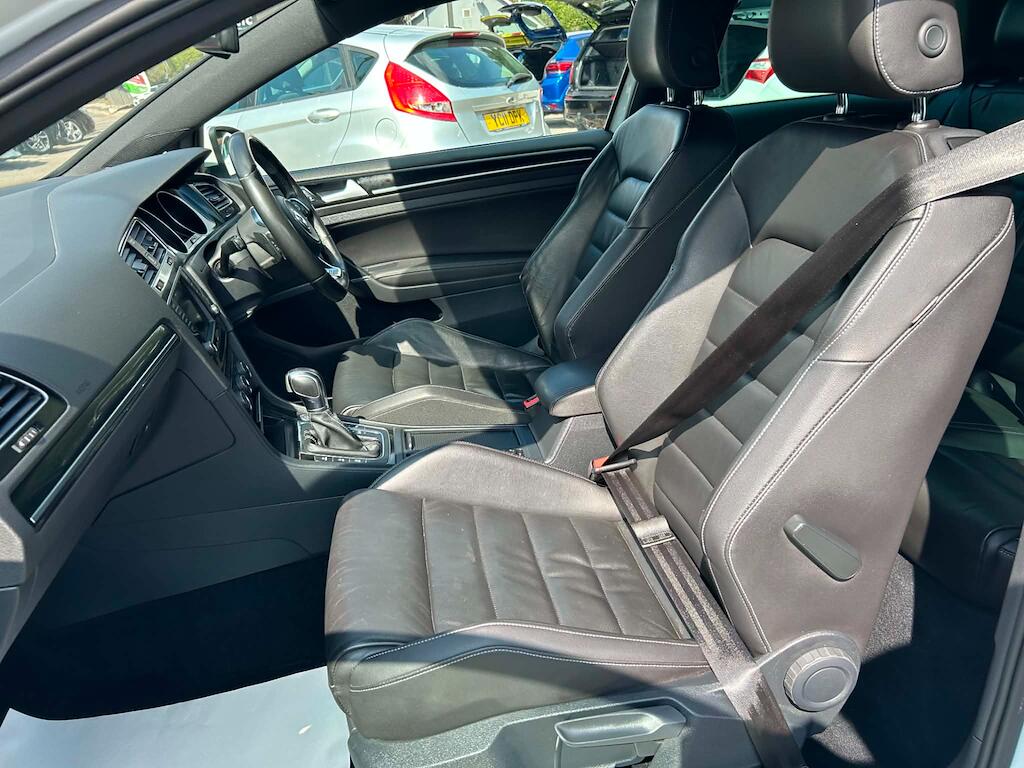 Volkswagen Golf view 15