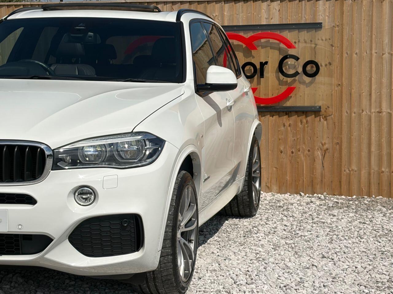 BMW X5 view 5