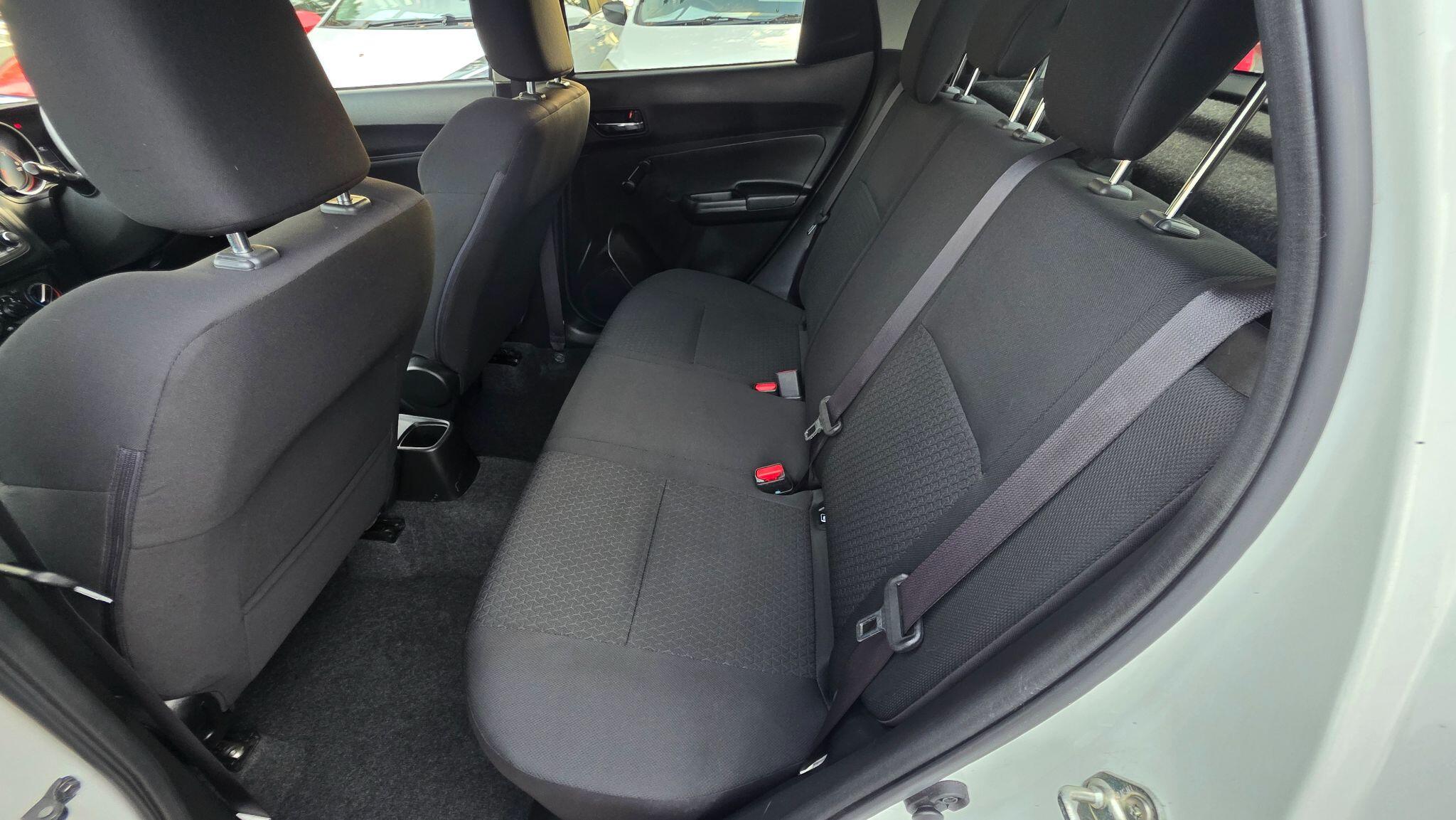 Suzuki Swift view 25