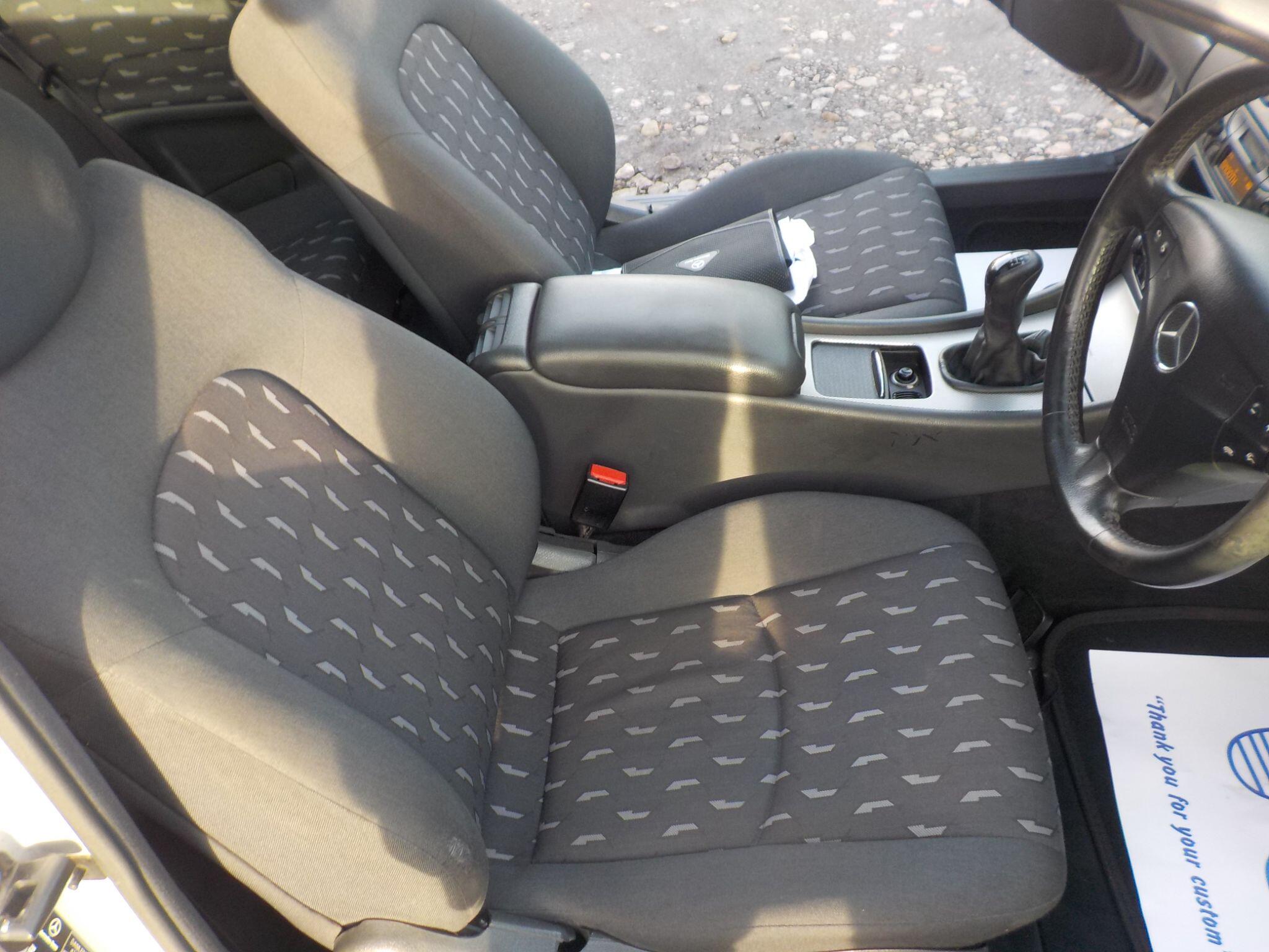 Mercedes-Benz C Class 2.0 C180 Sport 2dr