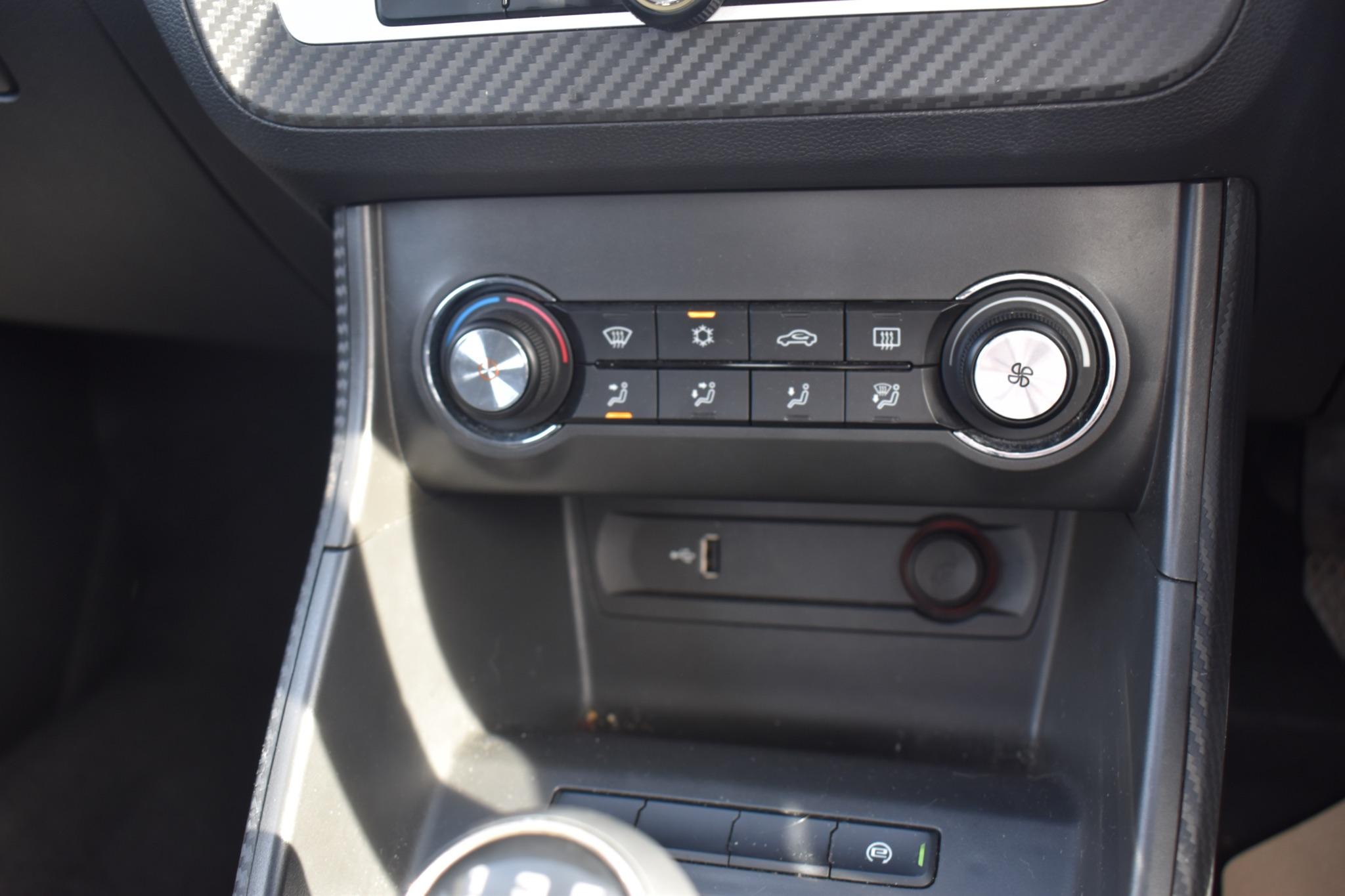 MG ZS - 1.5 VTi-TECH Exclusive Euro 6 (s/s) 5dr - Image 23