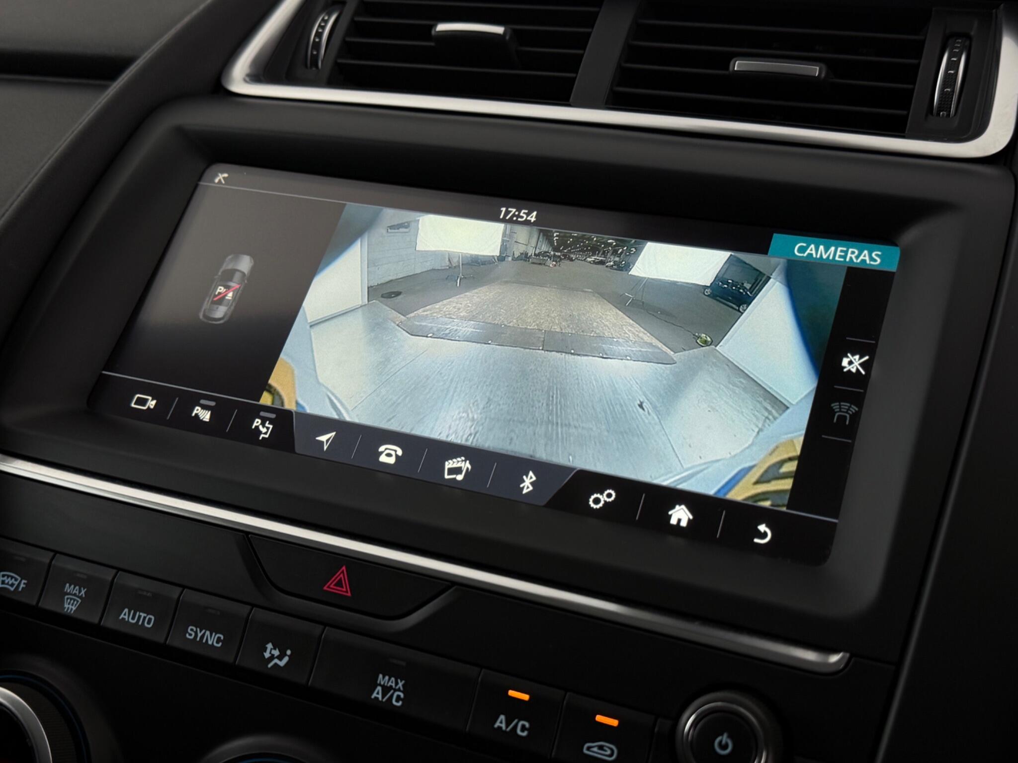 Jaguar E-Pace view 30