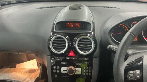 Vauxhall Corsa view 13