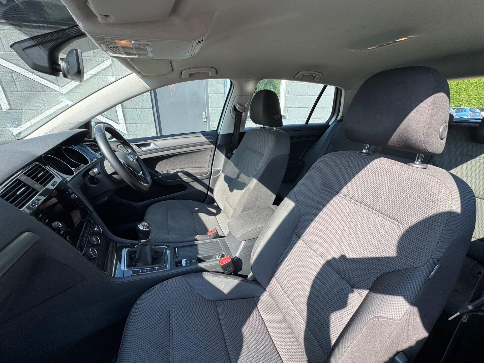 Volkswagen Golf view 36