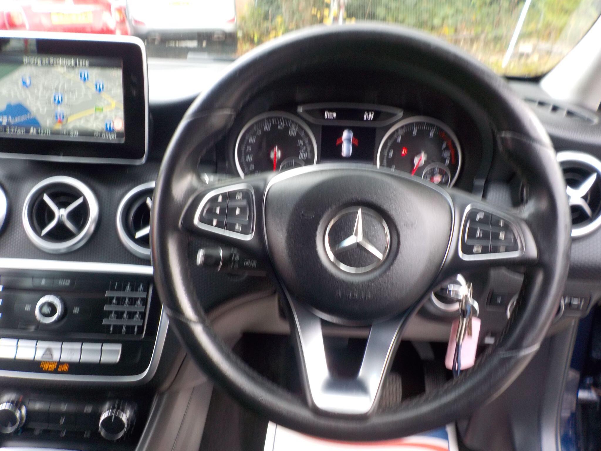 Mercedes-Benz A Class 1.6 A160 SE Euro 6 (s/s) 5dr