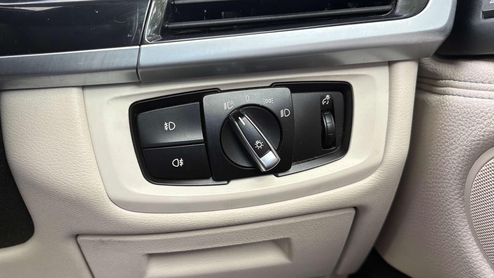BMW X5 view 26