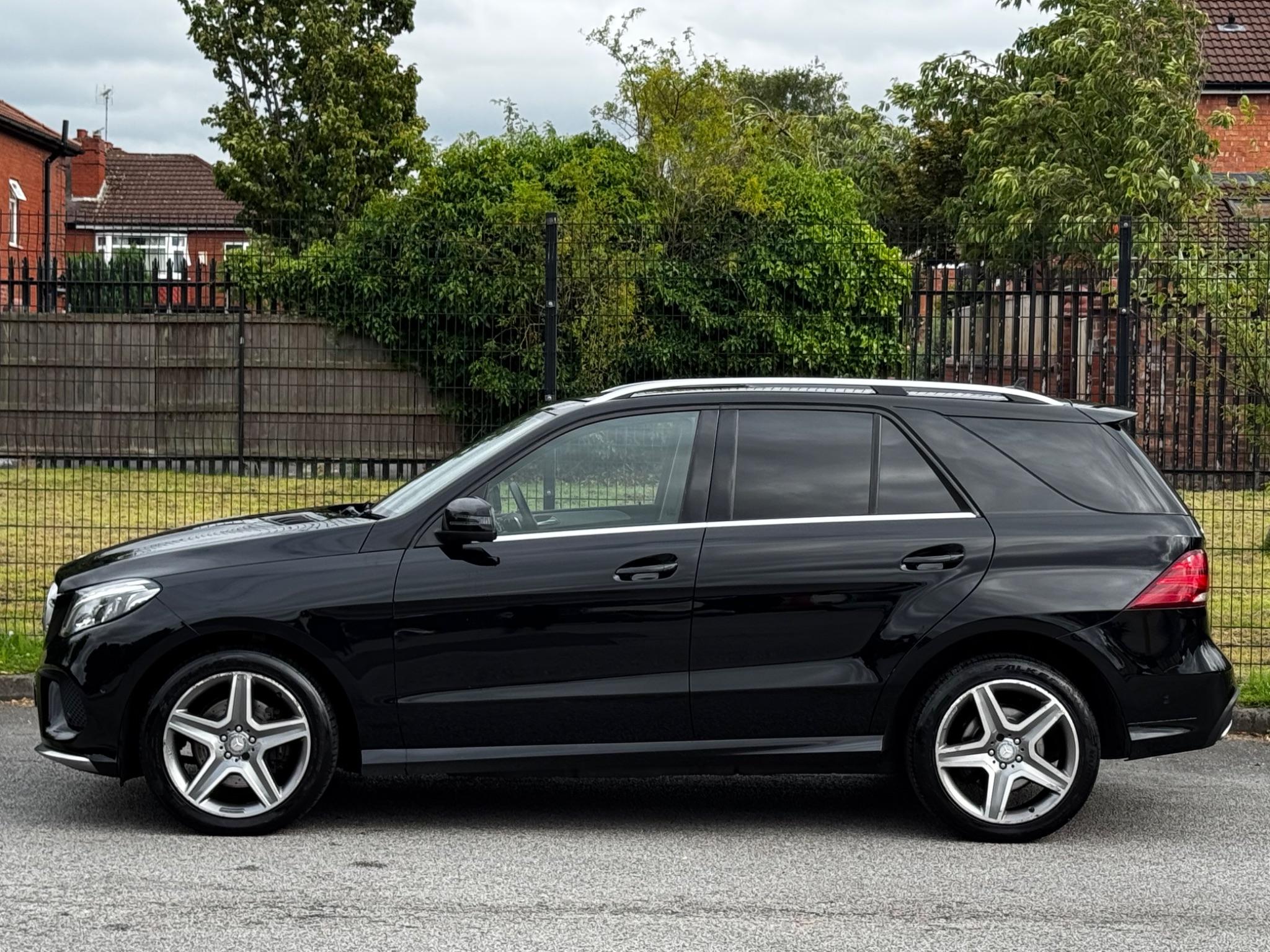 Mercedes-Benz Gle view 11