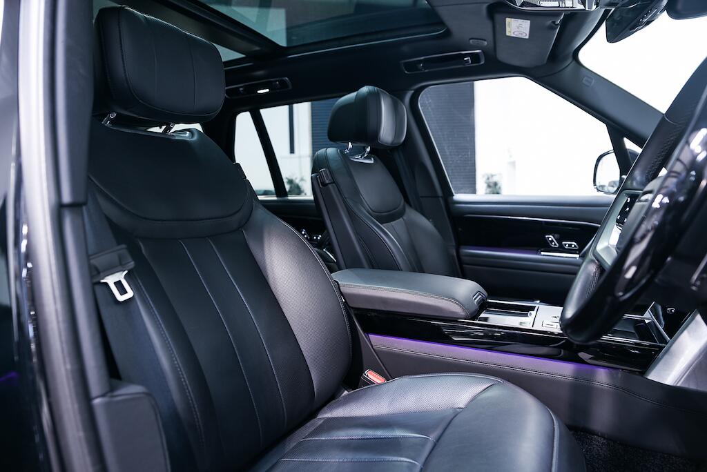 Land Rover Range Rover view 12