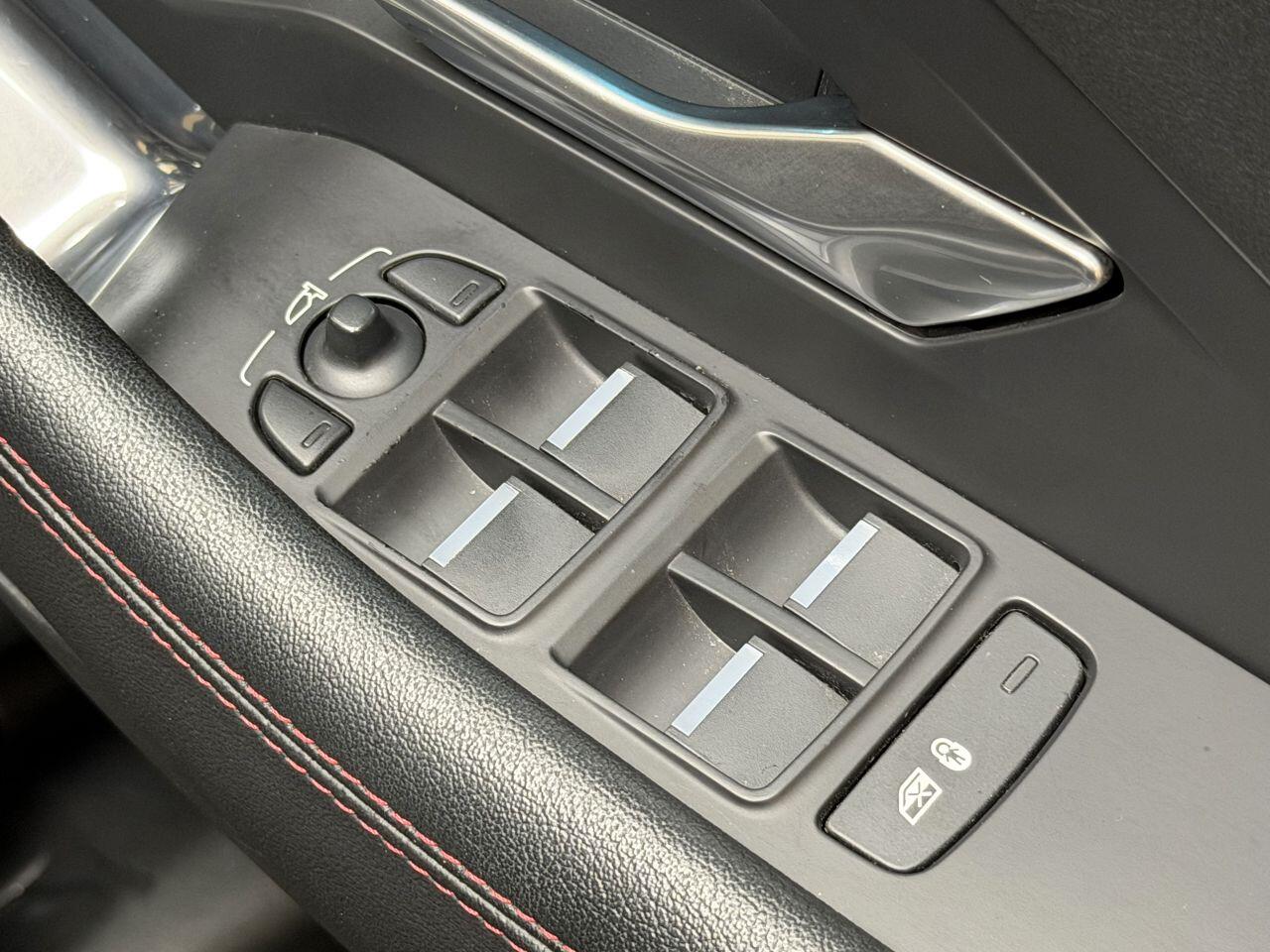 Jaguar E-Pace view 33