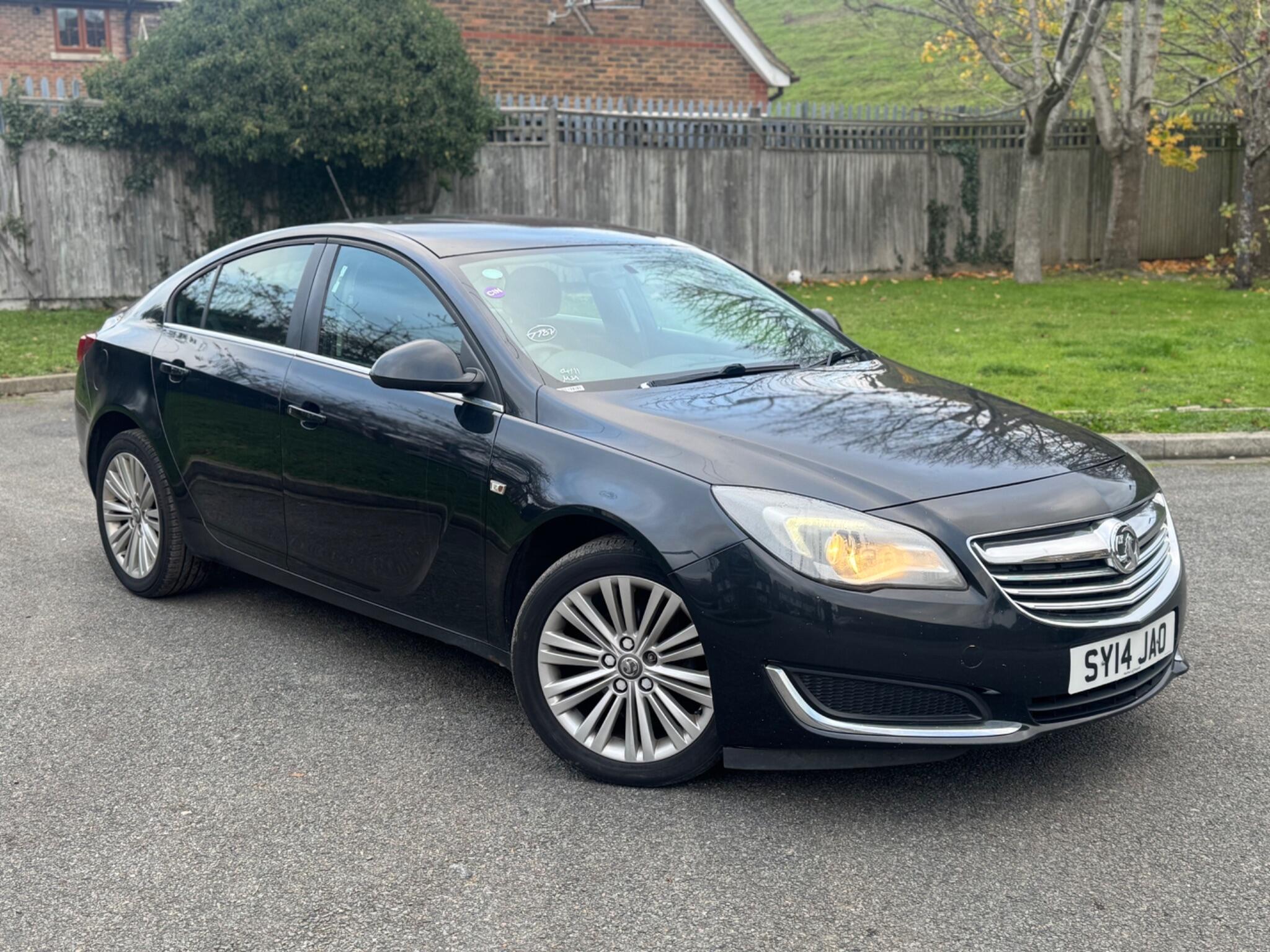 2014 Vauxhall Insignia 1.8 16V Energy Euro 5 5dr • 107,000 miles image 1