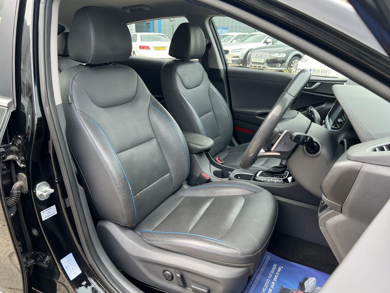 Hyundai Ioniq view 17