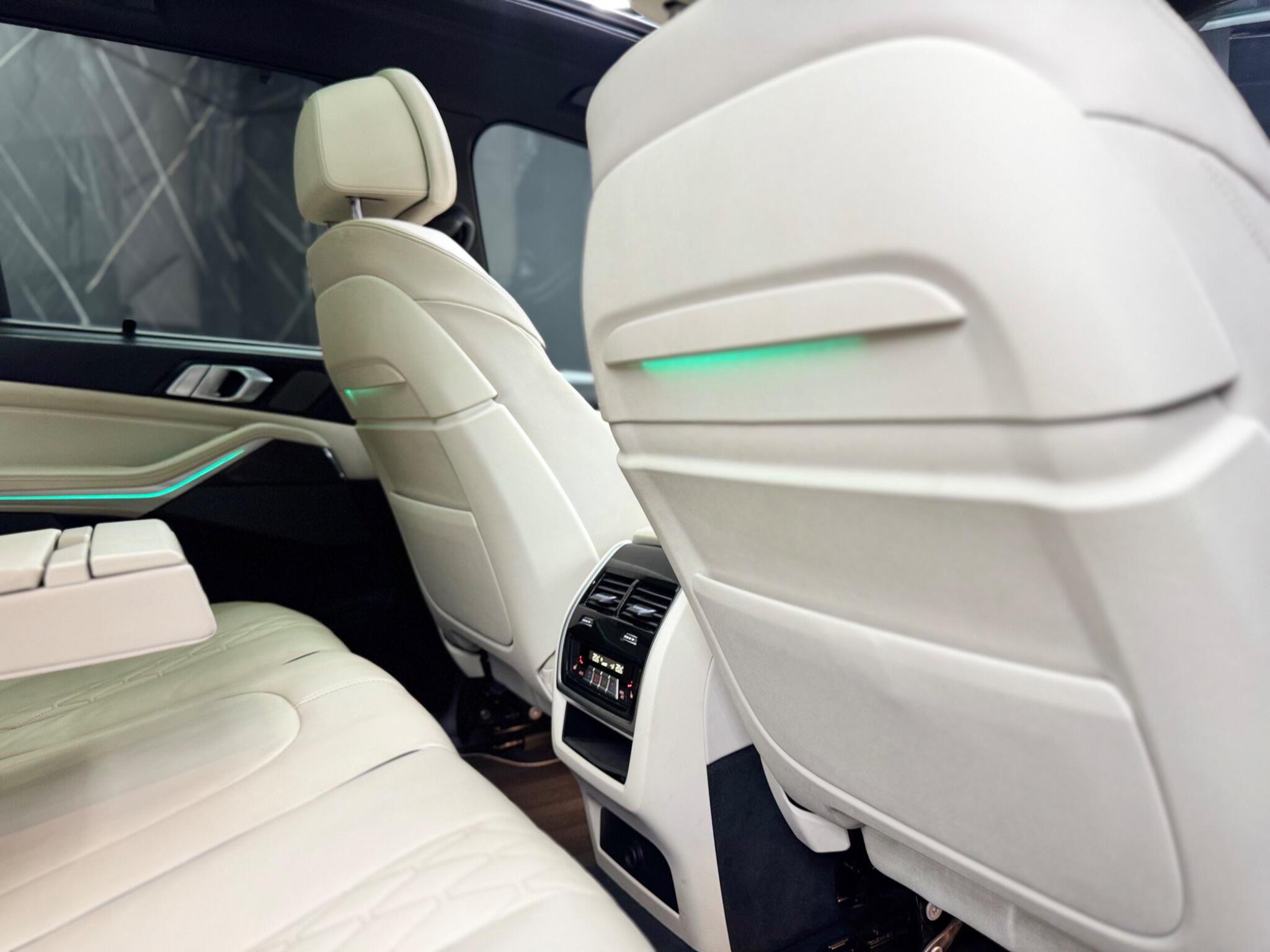 BMW X5 view 33