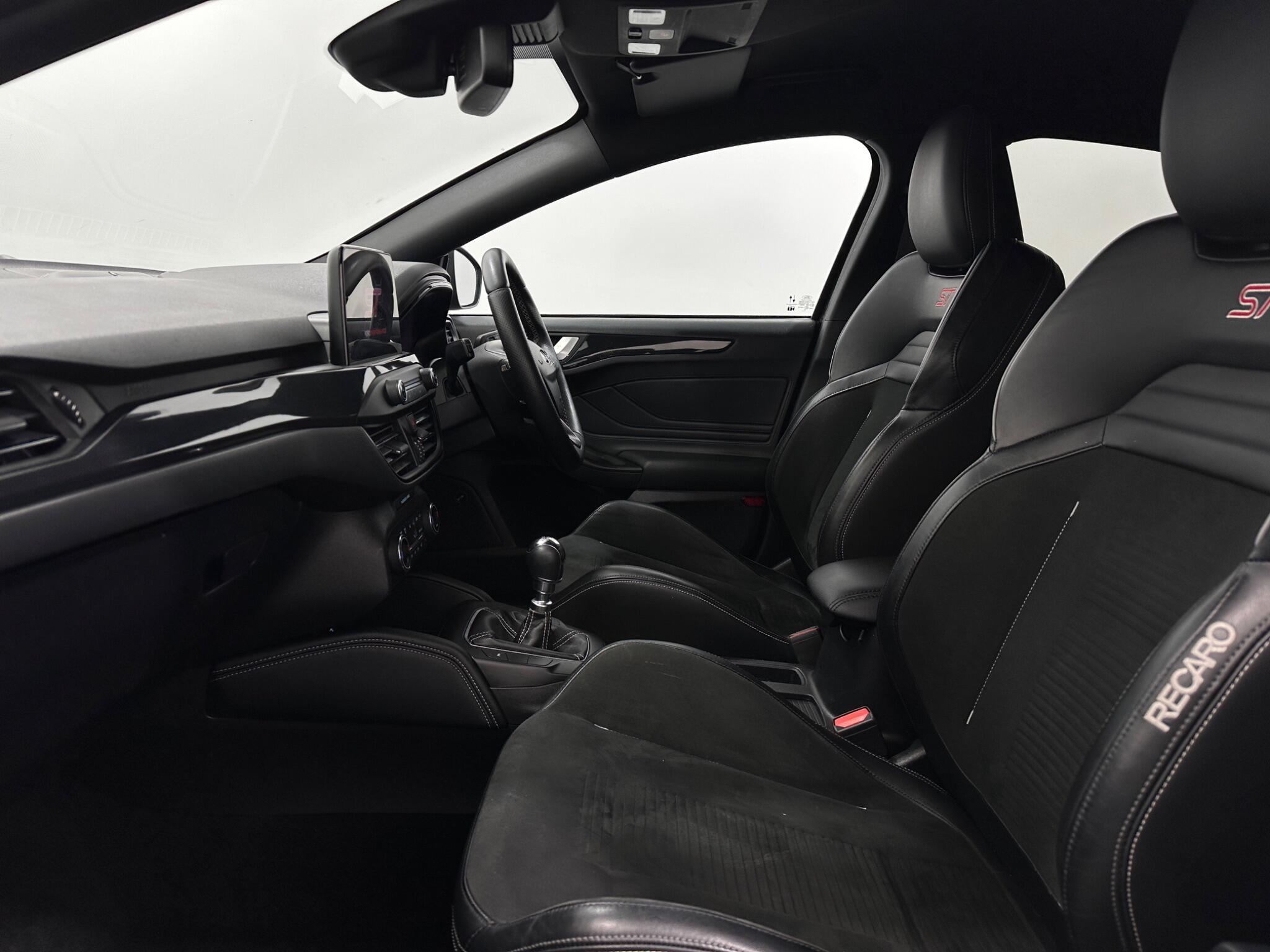 Ford Focus view 34