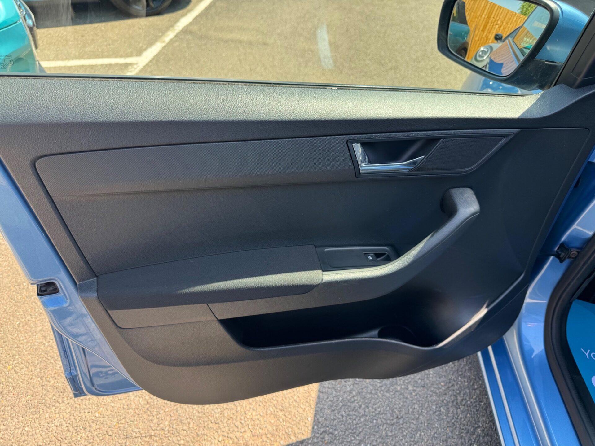 Skoda Fabia view 8