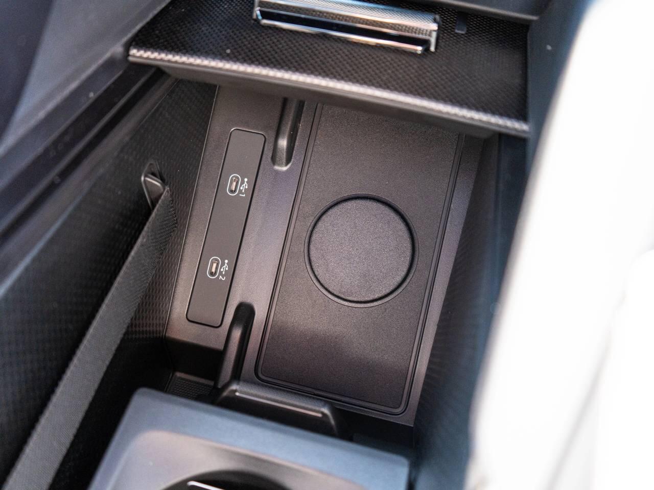 Porsche Cayenne view 39