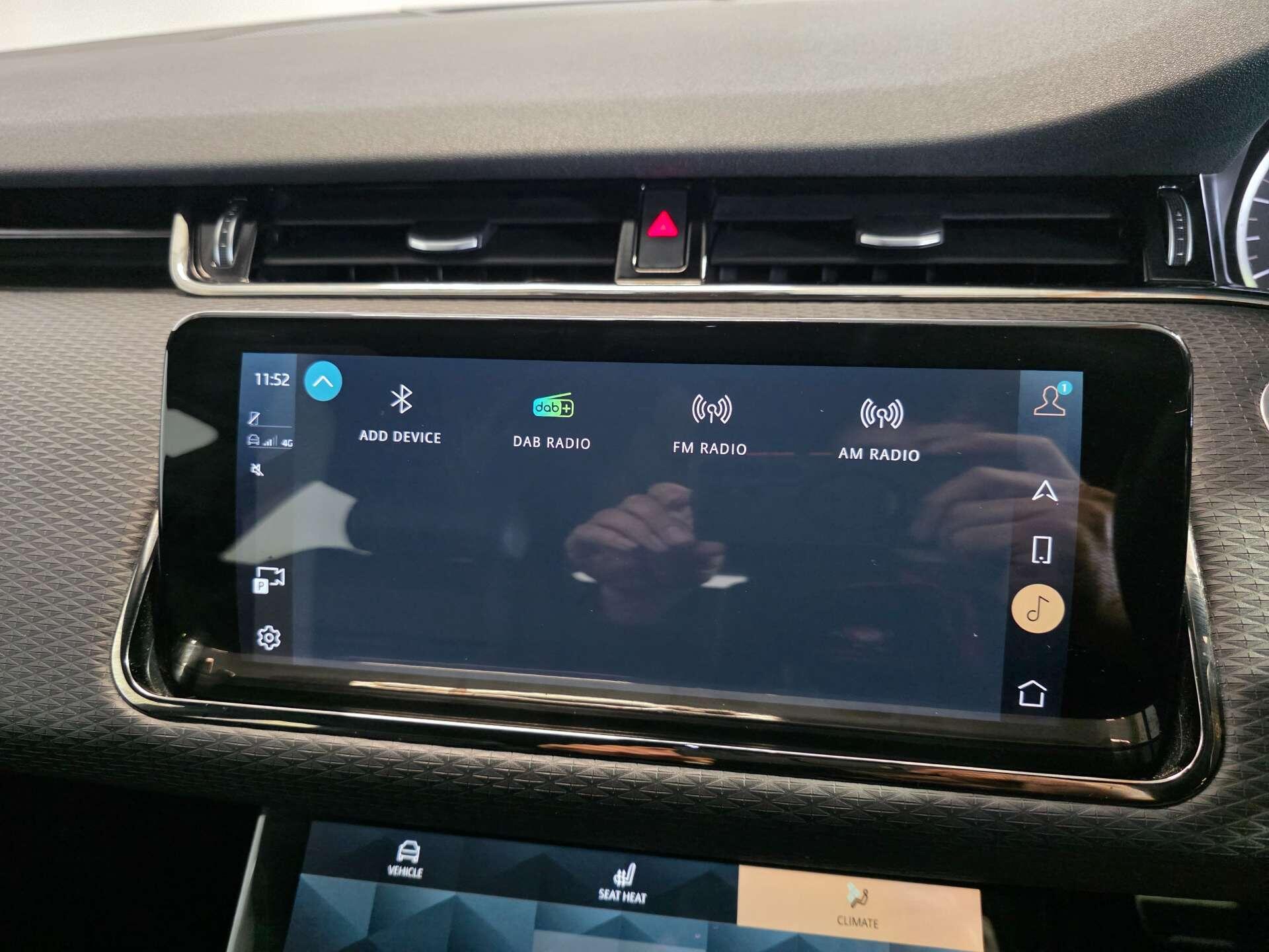 Land Rover Range Rover Evoque view 25