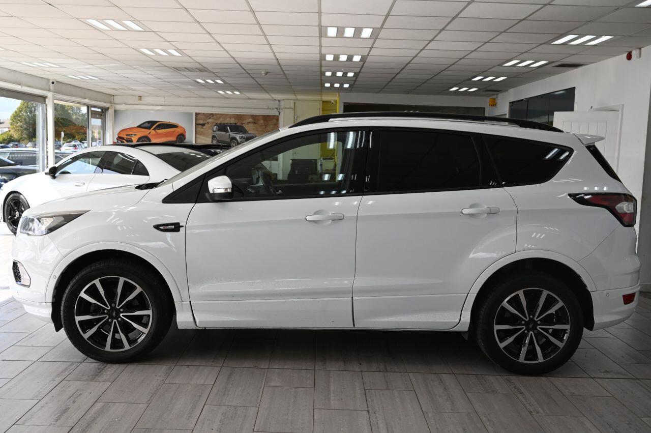 Ford Kuga view 4