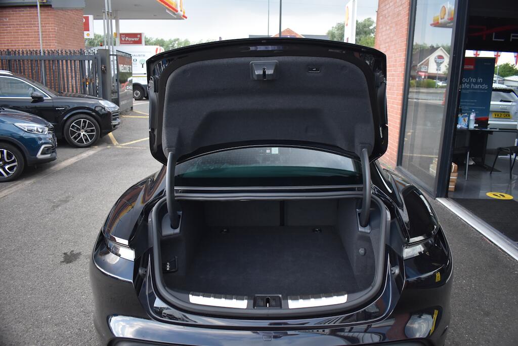 Porsche Taycan view 47