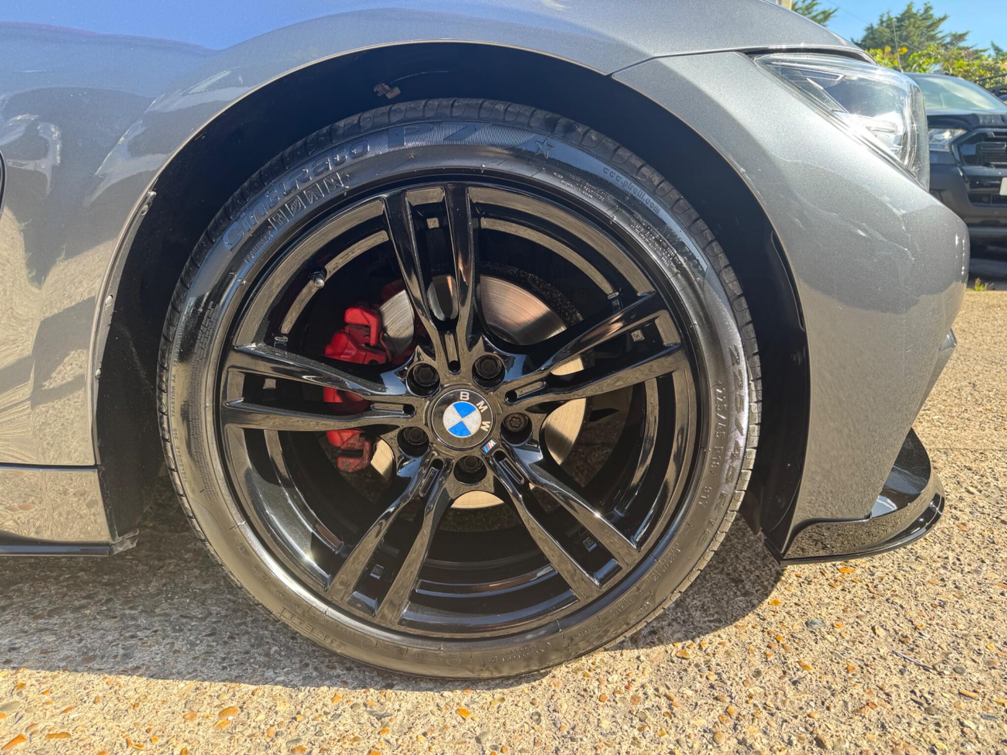 BMW 4 Series view 16
