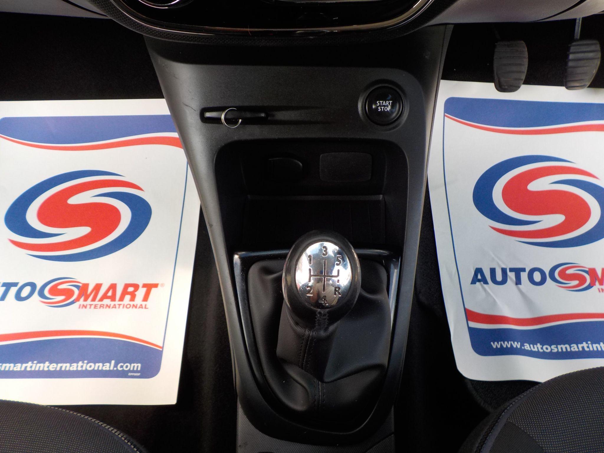 Renault Captur 1.5 dCi ENERGY Dynamique S MediaNav Euro 5 (s/s) 5dr