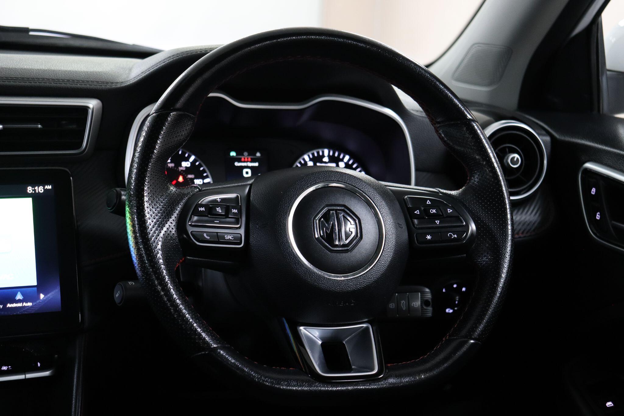 MG MG ZS view 45