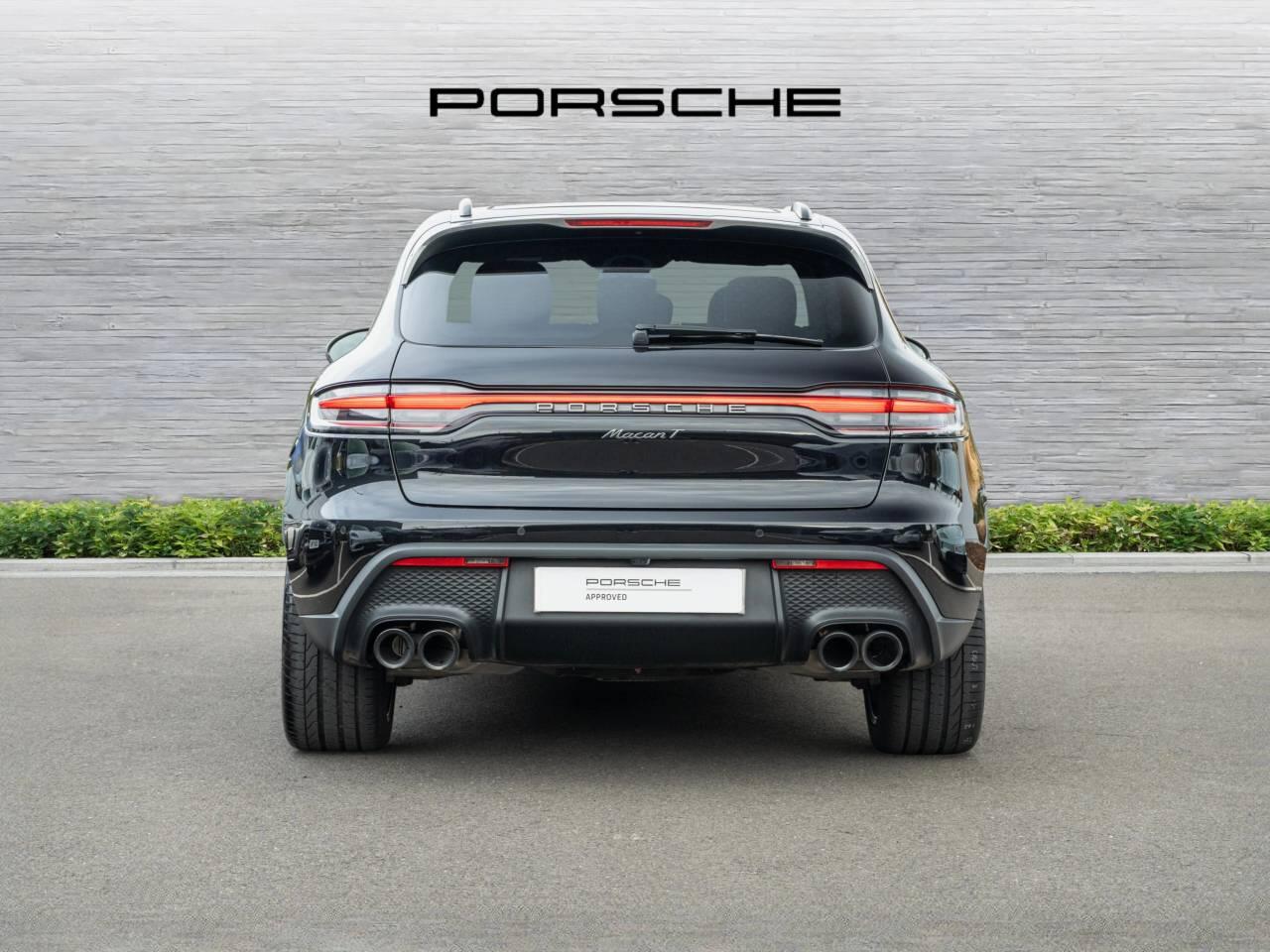 Porsche Macan view 7