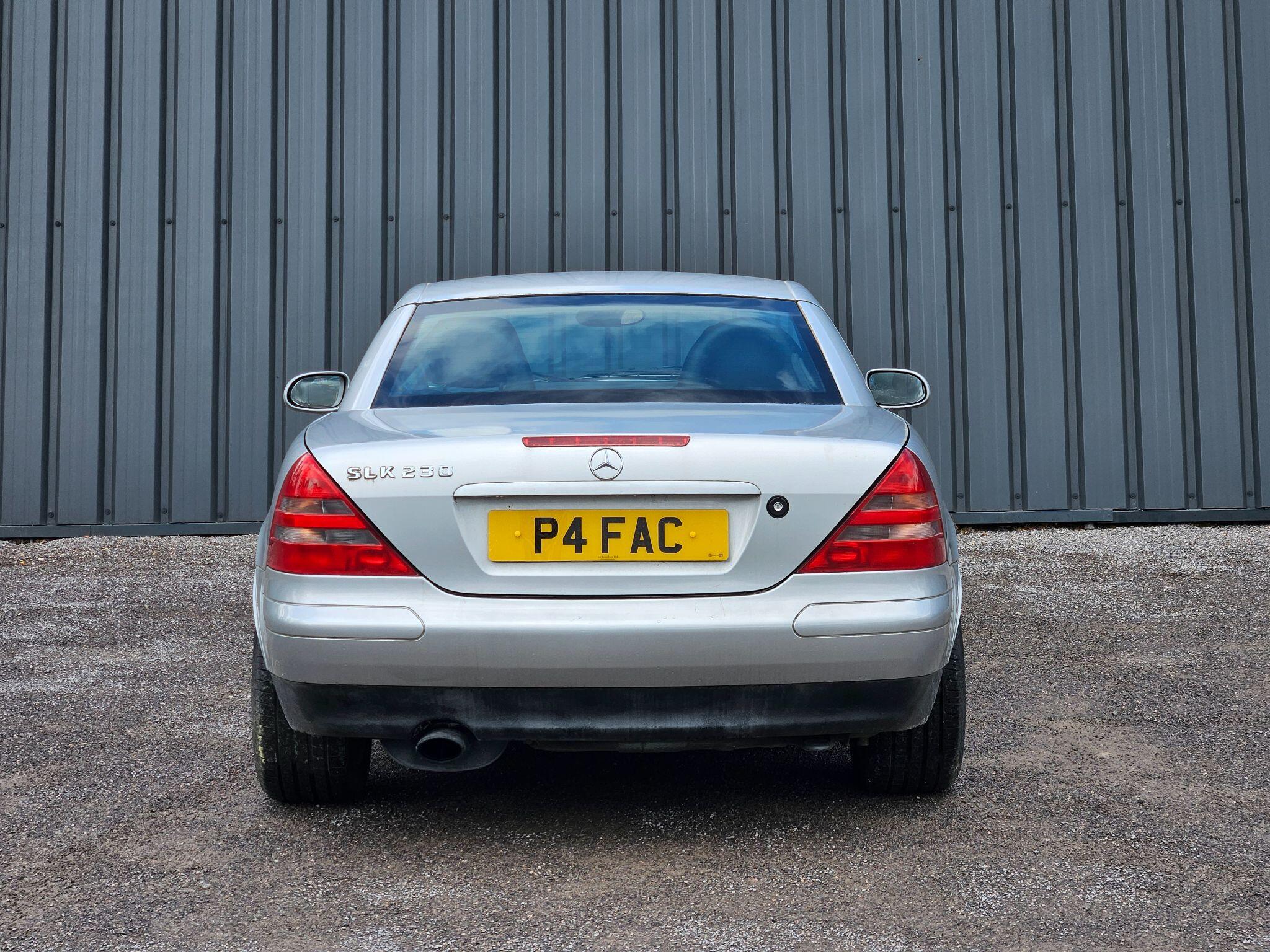 1996 Mercedes-Benz SLK image 12