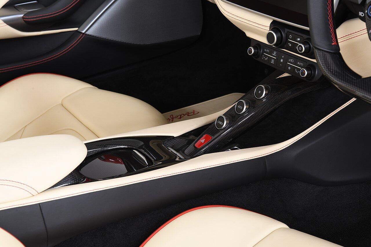 Ferrari Portofino view 16