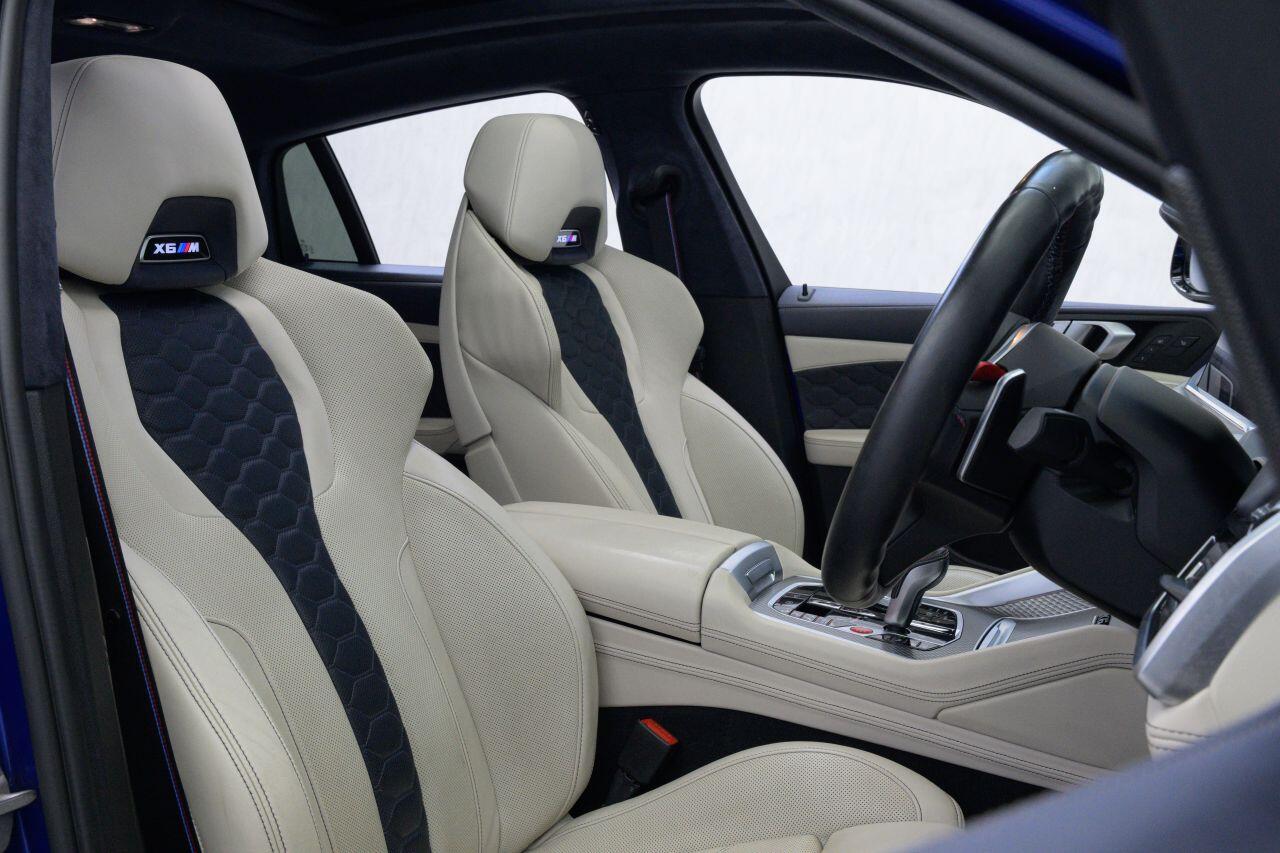 BMW X6 M view 11