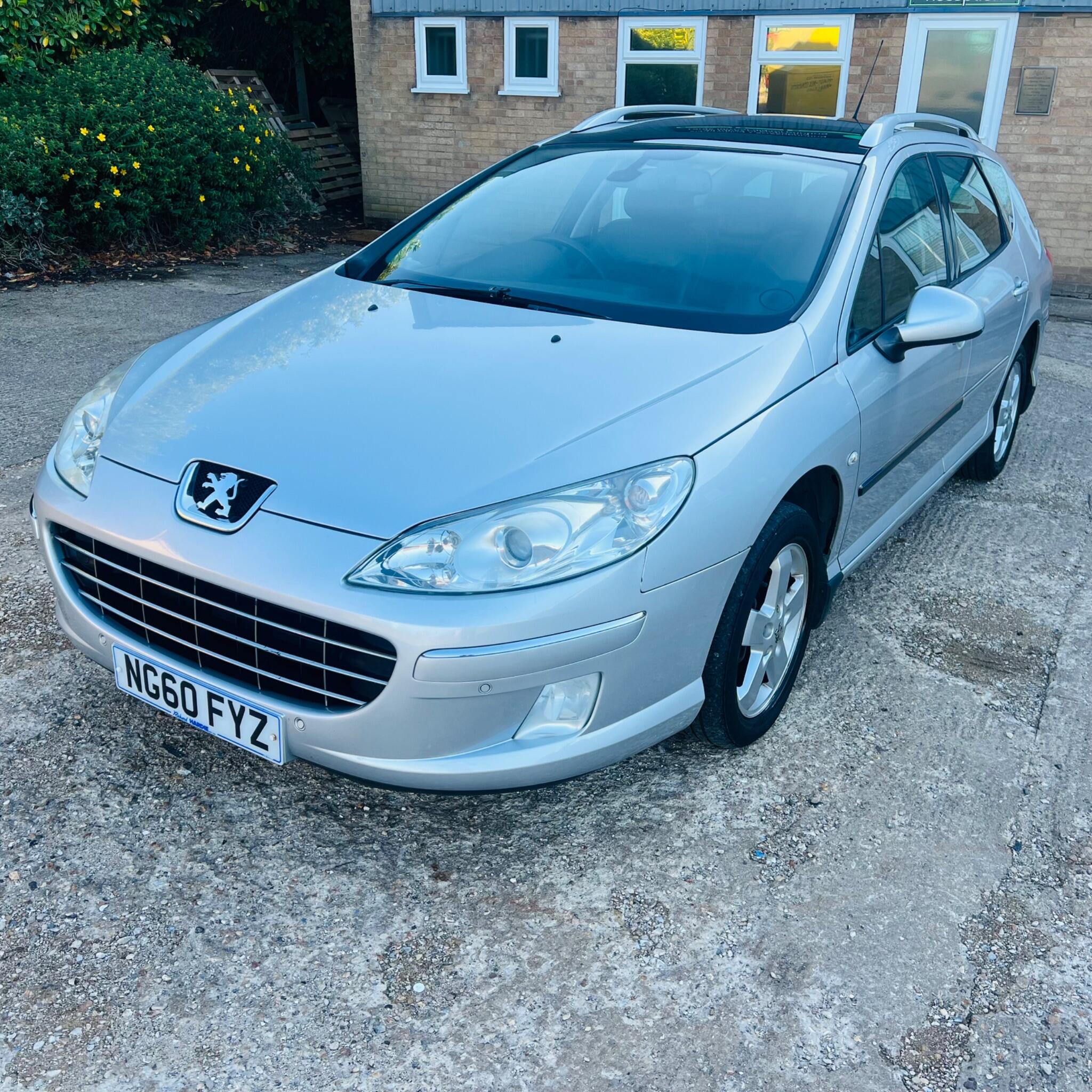 Peugeot 407 view 13