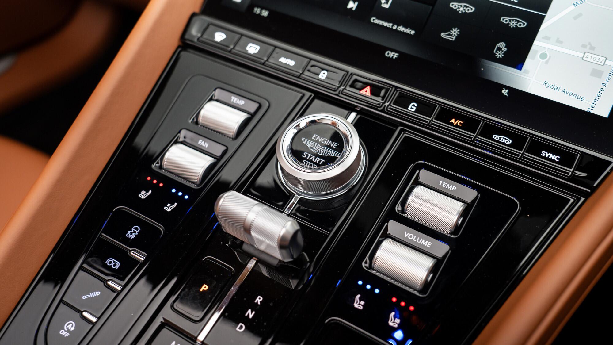 Aston Martin Volante view 35