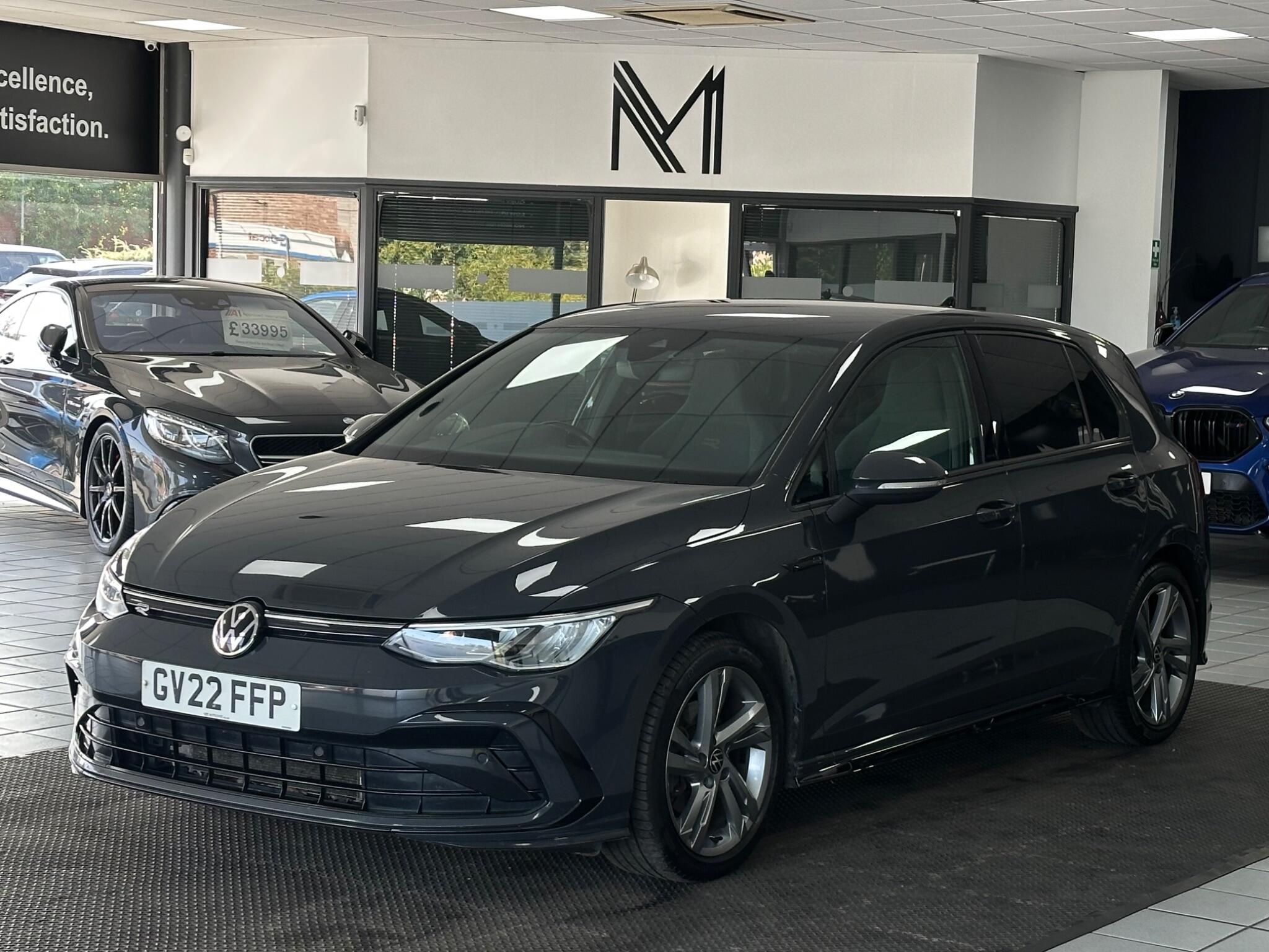 Volkswagen Golf view 6