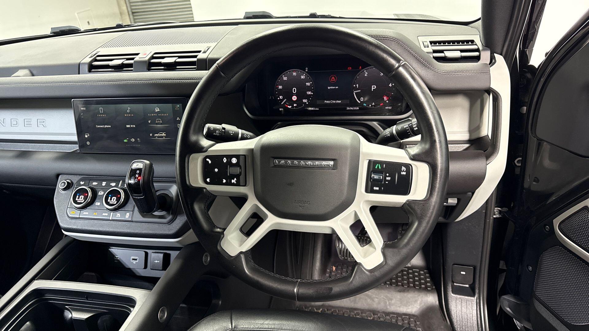 Land Rover Defender view 15
