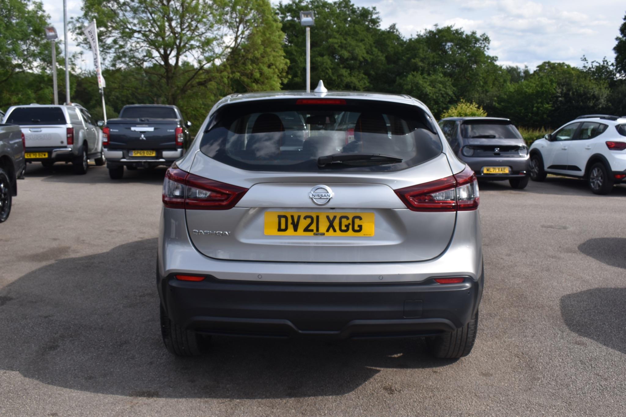 Qashqai - 1.3 DIG-T Acenta Premium Euro 6 (s/s) 5dr - Image 15
