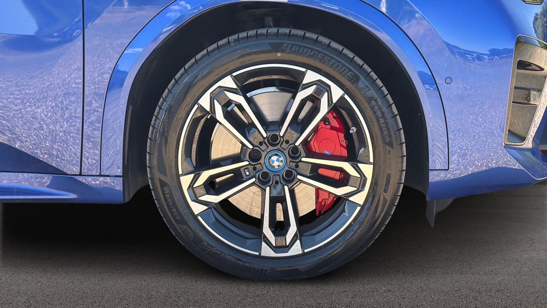 BMW iX2 view 14